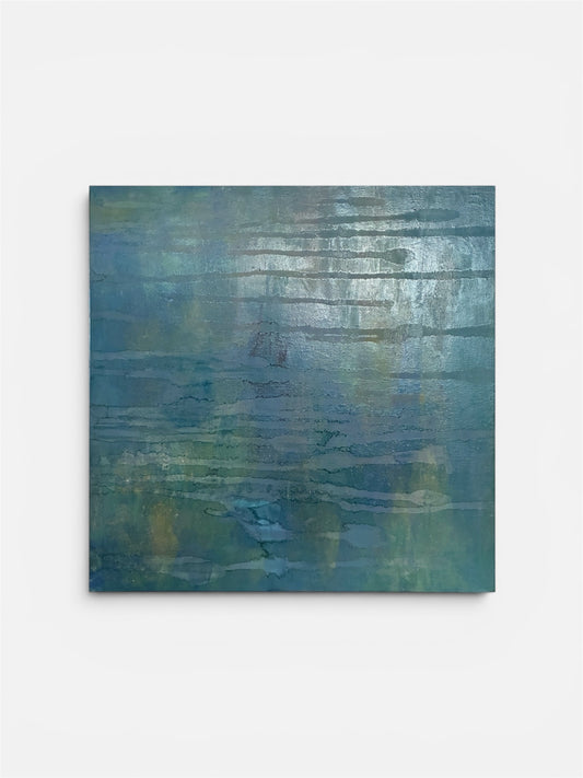 気配 / Presence (27.3 × 27.3 × 2 cm / 10.75 × 10.75 × 0.75 inches)